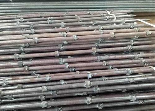 岑溪隧道钢花管